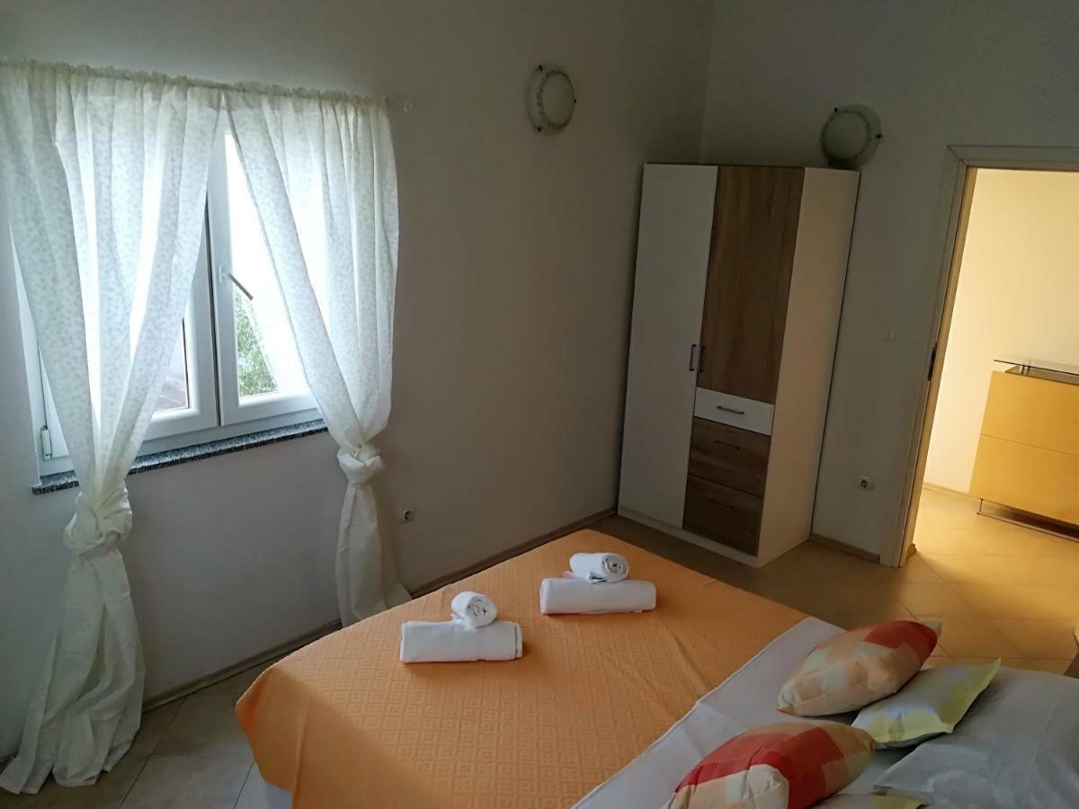 Premuda Apartman Rosanda 1 מראה חיצוני תמונה