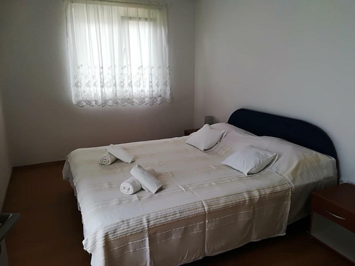 Premuda Apartman Rosanda 1 מראה חיצוני תמונה