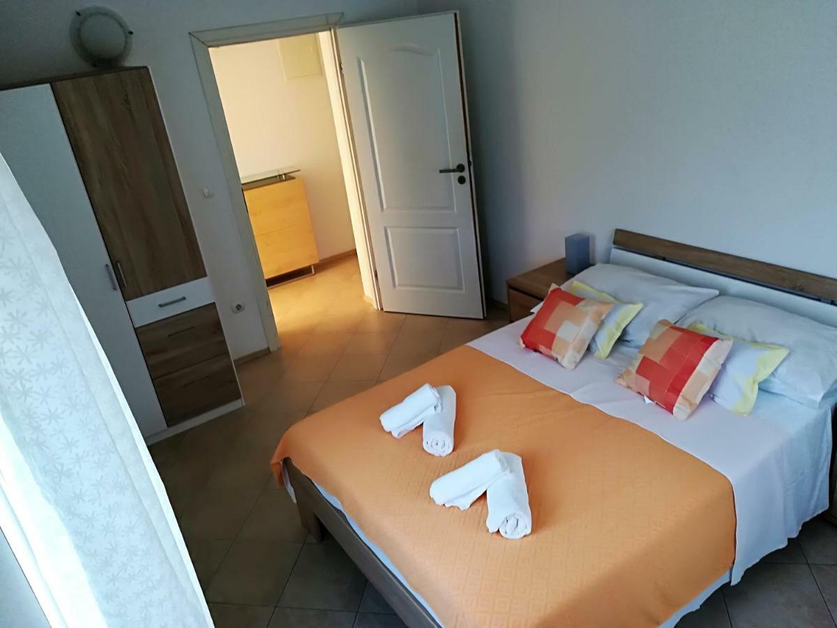 Premuda Apartman Rosanda 1 מראה חיצוני תמונה