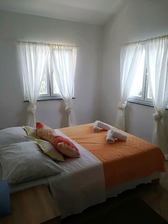 Premuda Apartman Rosanda 1 מראה חיצוני תמונה