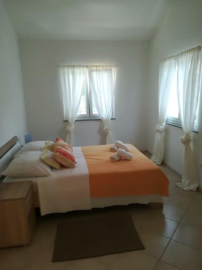 Premuda Apartman Rosanda 1 מראה חיצוני תמונה