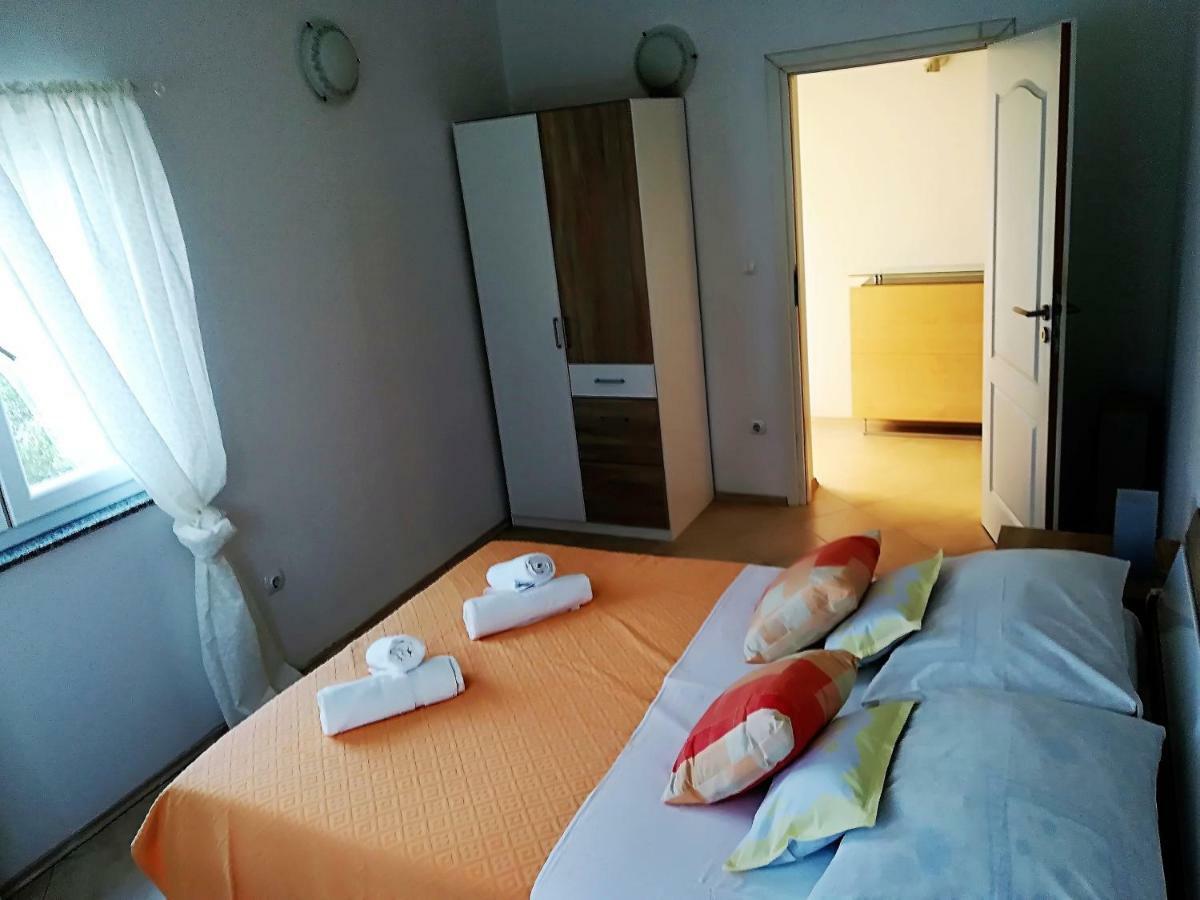 Premuda Apartman Rosanda 1 מראה חיצוני תמונה